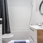 Chill Airport Apartament