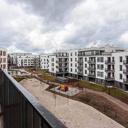 Chill Airport Апартаменты *