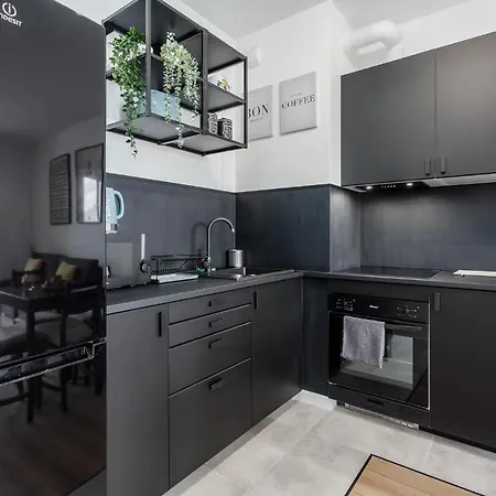 Chill Airport Apartment Warsaw