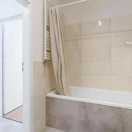 Chill Airport * Varsavia