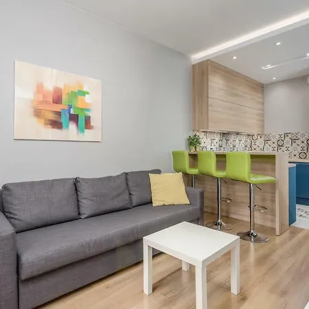 Chill Airport Апартаменты Варшава